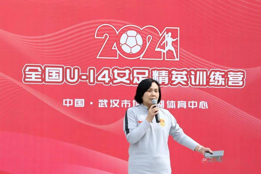 郭舒葳,何珊珊,喻紫嫣,廖绮萱和吴韩瑄