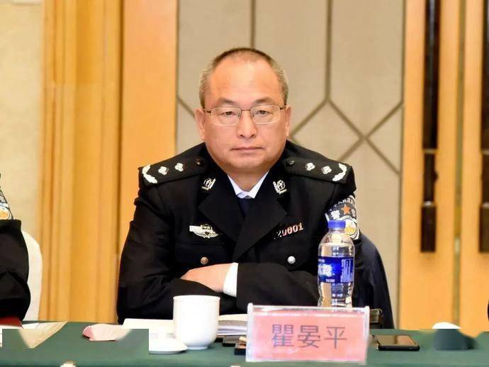 4月20日,湖南省公安厅党委委员,特勤局局长李拥军率省厅二级警务专员