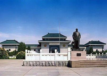 土左旗青山烈士陵园6.老牛坡红色文化旅游区5.