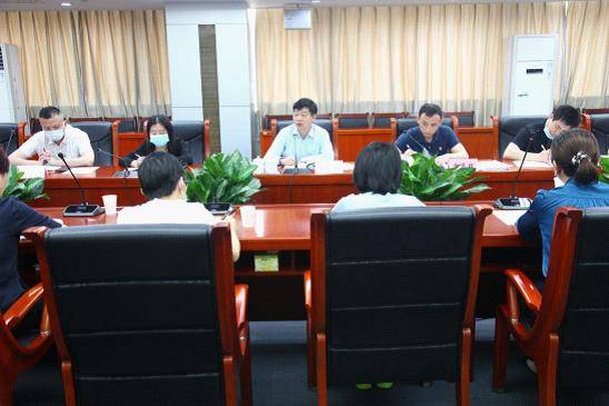 刘小毅局长以普通党员身份参加办公室支部党员大会并交流学习体会_教