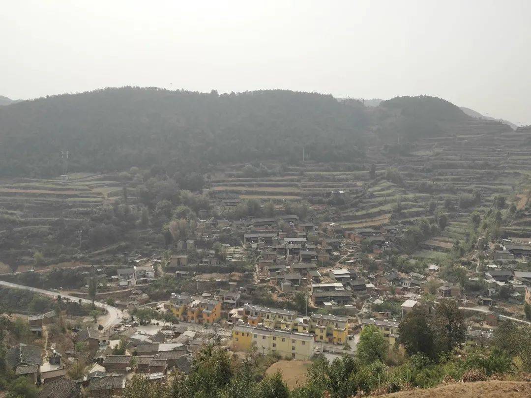 我为群众办实事铜厂乡西山村做好水文章办好惠民事