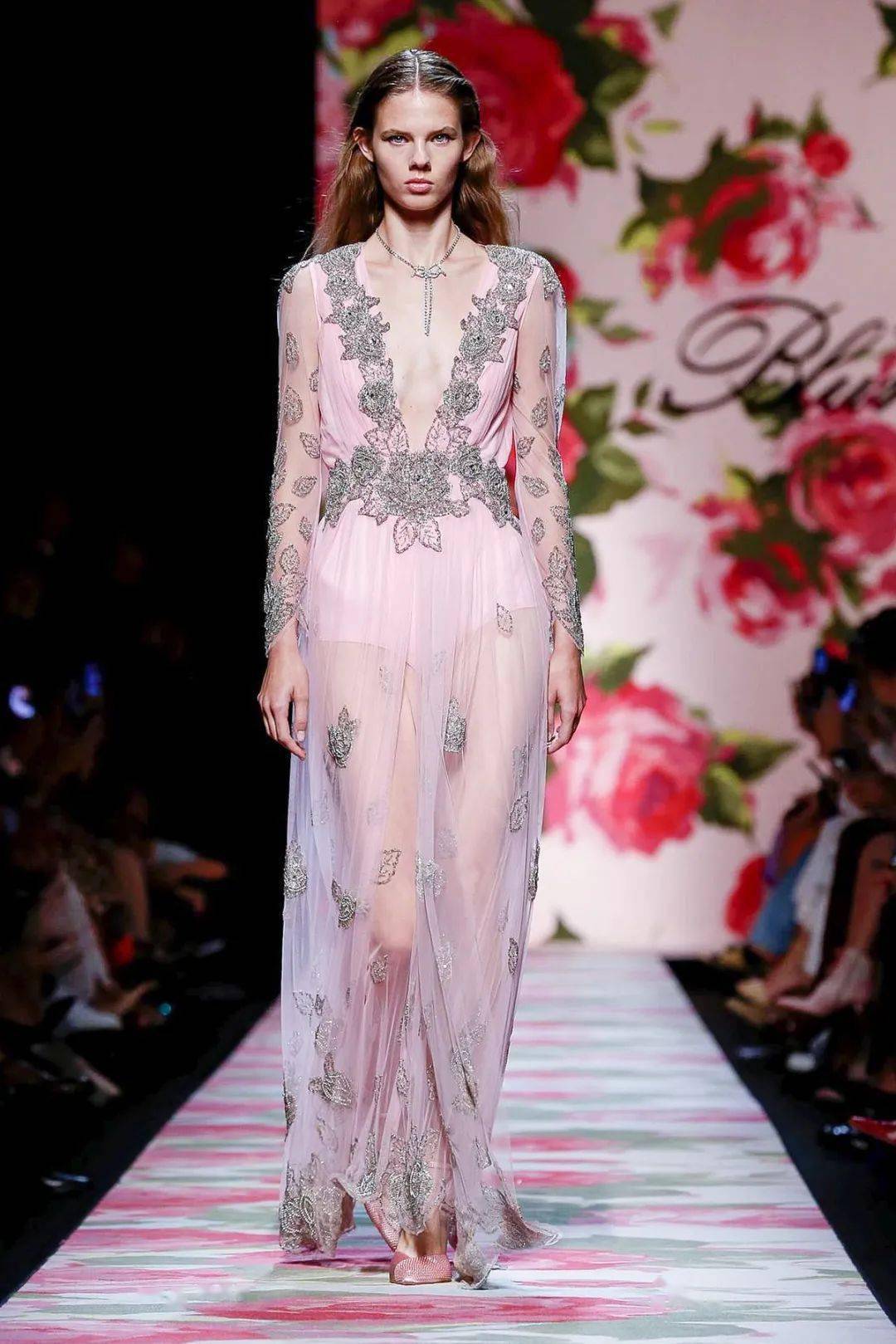 秀场上的绝美仙纱裙!