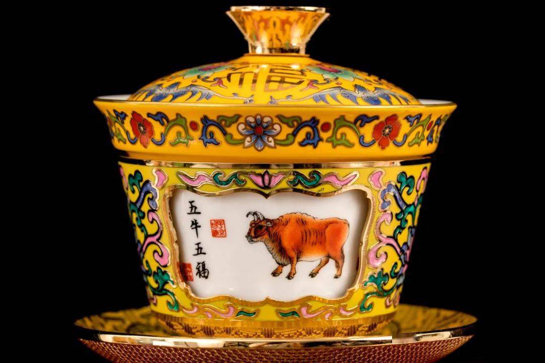 观方出品故宫文物修复师在杯子上开了一扇窗美到惊艳