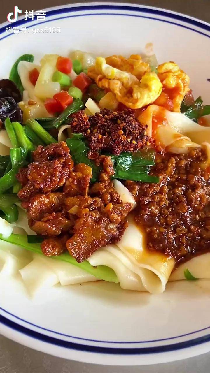 西安小吃培训bianbiang面陕西的代表性美食里面有着陕西人的魂全国