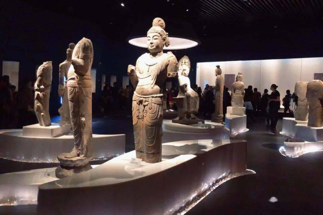 打卡郑州博物馆新馆看沿黄九省珍宝附预约参观攻略