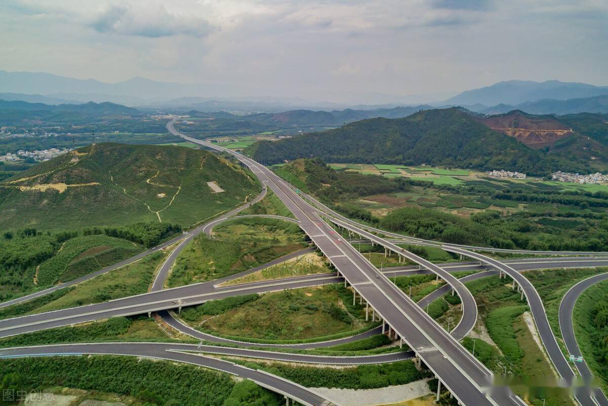 52亿!西昌至香格里拉(四川境)高速公路即将开建