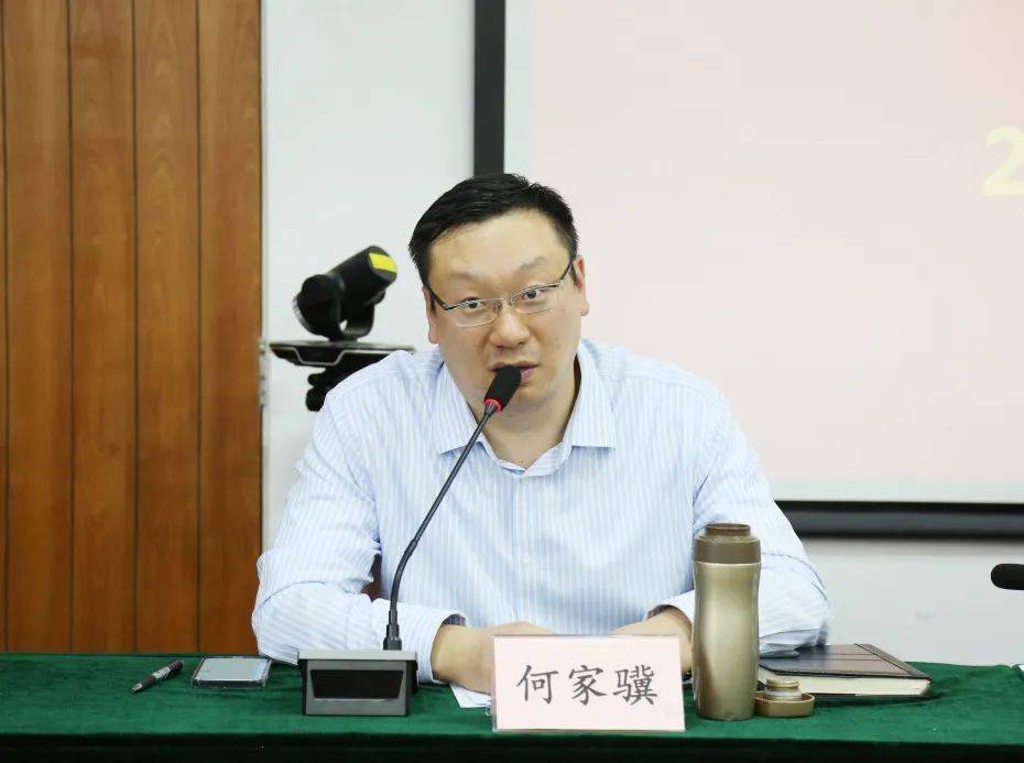 我为群众办实事 | 副区长王珏现场部署指导,石泉新冠疫苗接种工作再