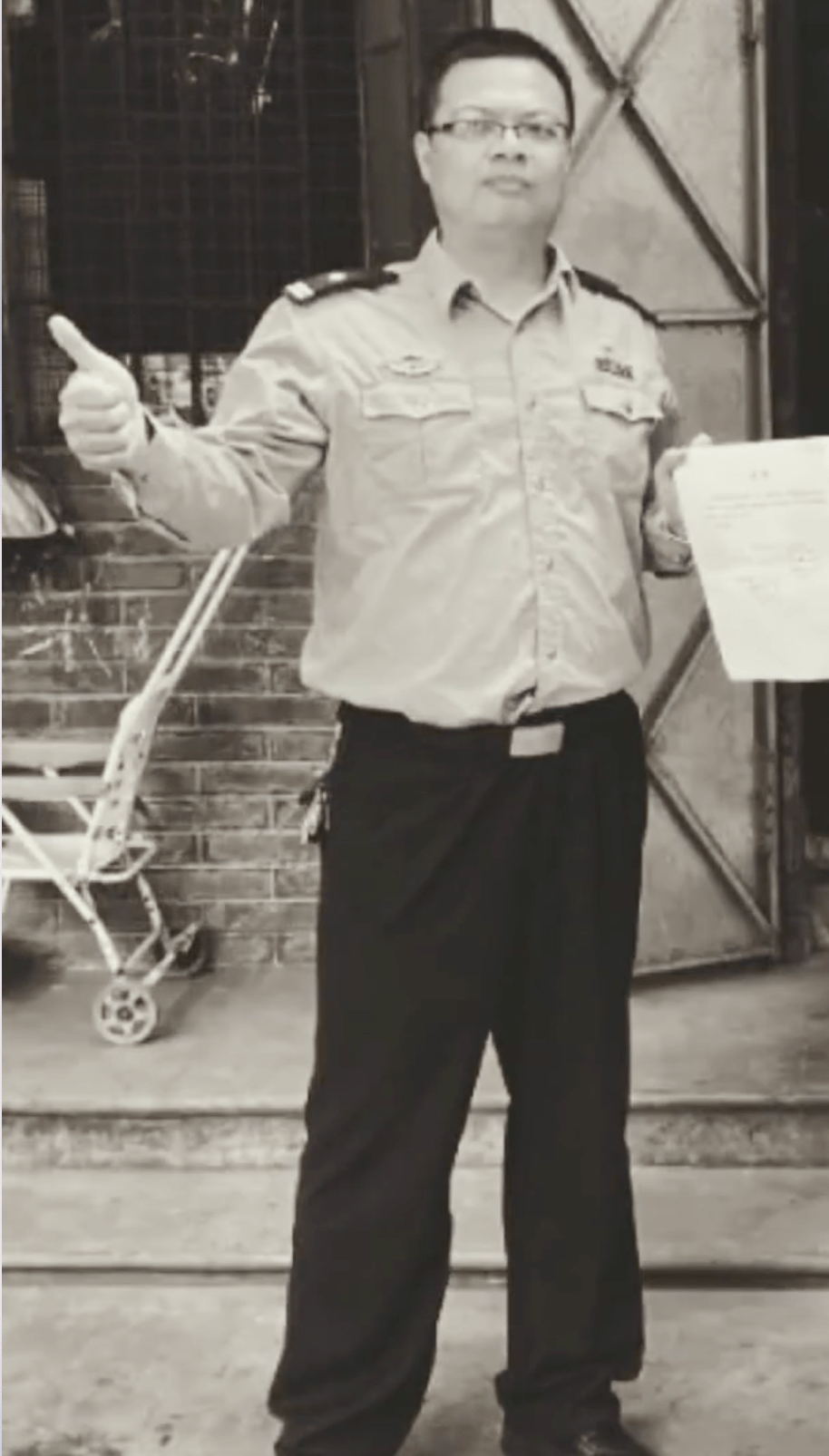 东莞市公安局石碣分局民警黎伟标在处警过程中遭犯罪嫌疑人持刀袭击