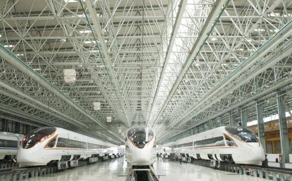 振华重工|新华财经|看国企“智”造如何激发“三个转变”活力