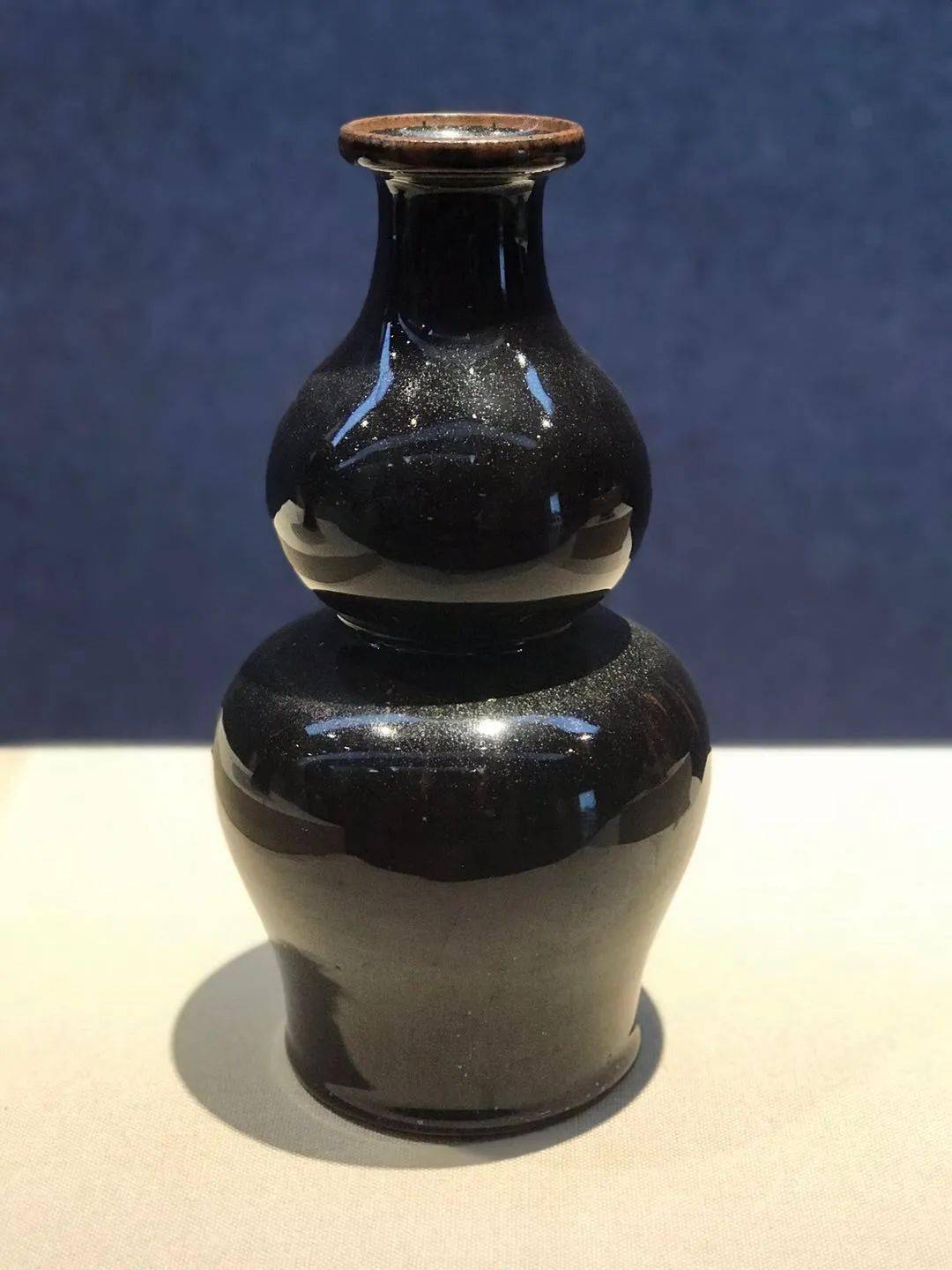 青州陈酿黑瓷瓶图片