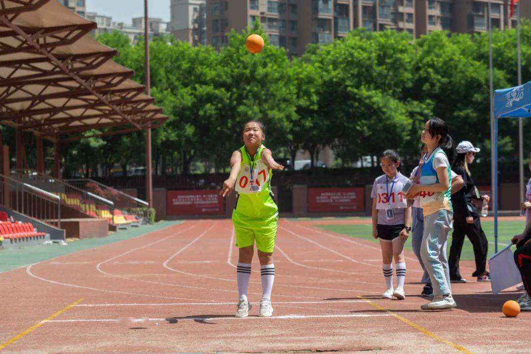 22所学校同竞技,这场运动会实在太精彩了!_曲江