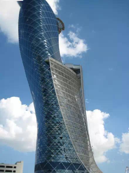 史上最丑的十大建筑 6dd86d1cf40f4ab69f30192a5b02cd84.jpeg