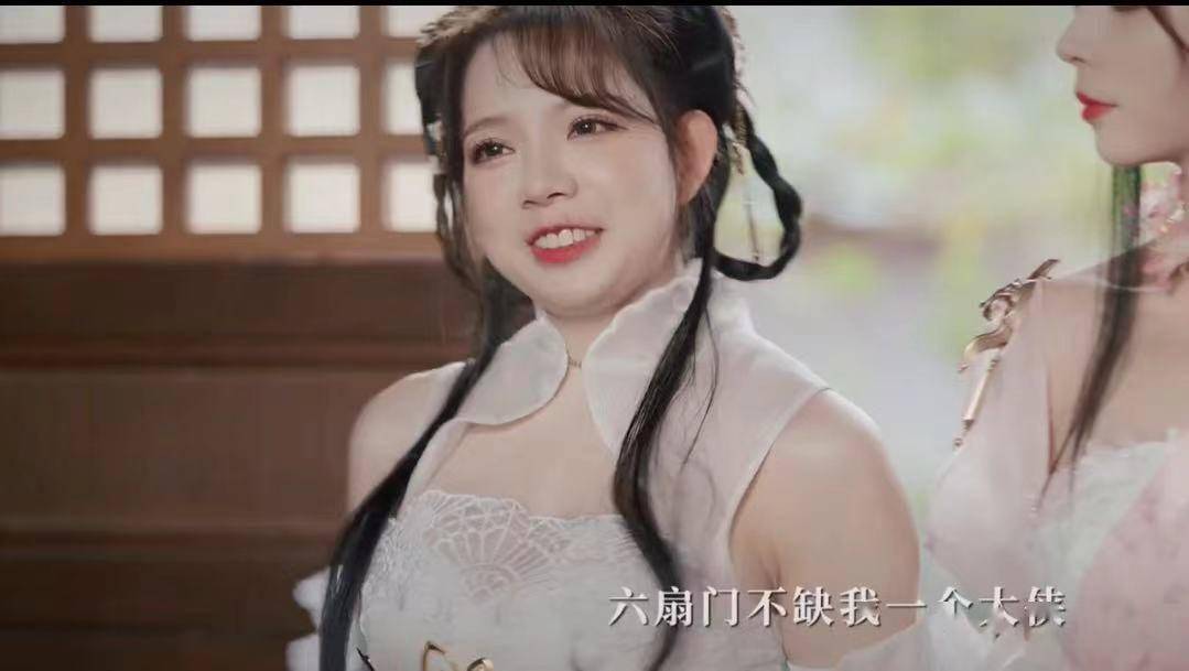 王奕萌cos逆水寒ol素问翻车双下巴惹人眼被调侃肉坦