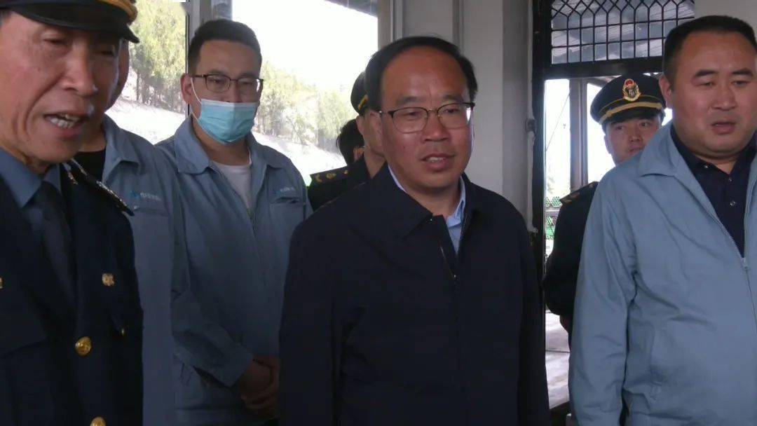 韩建英调研指导泽州县治超工作_检测站