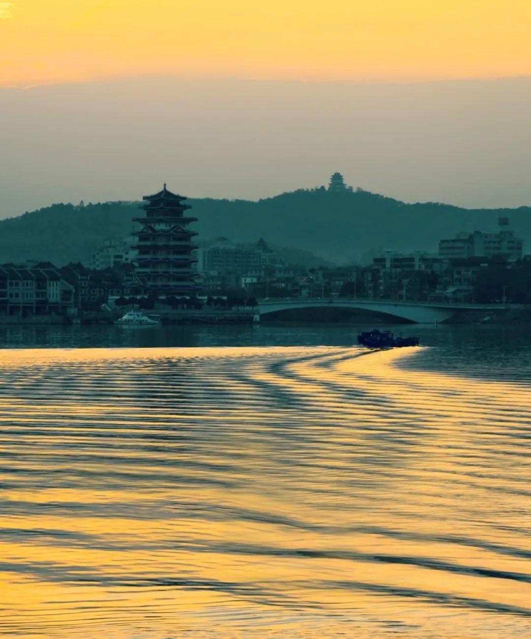 广东最重要的水源地,缺水了_东江