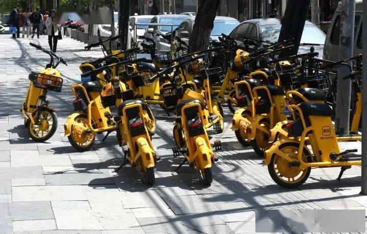 文明城市创建常态化|请文明骑行规范停放_鞍山