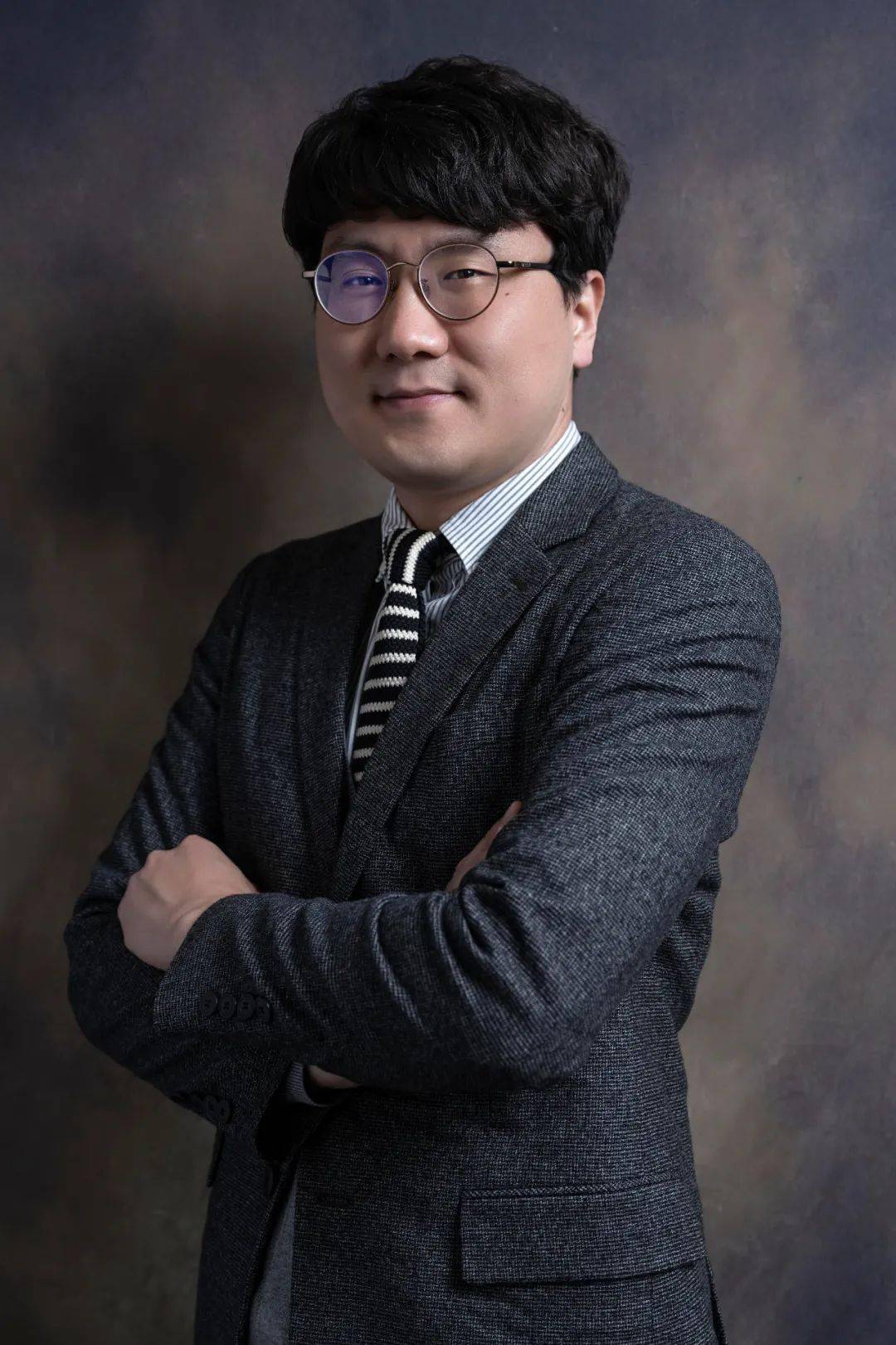 高晓松讲加州一年gdp_高晓松自曝年轻时像吴亦凡,吴亦凡回应高晓松,让人大跌眼镜(3)