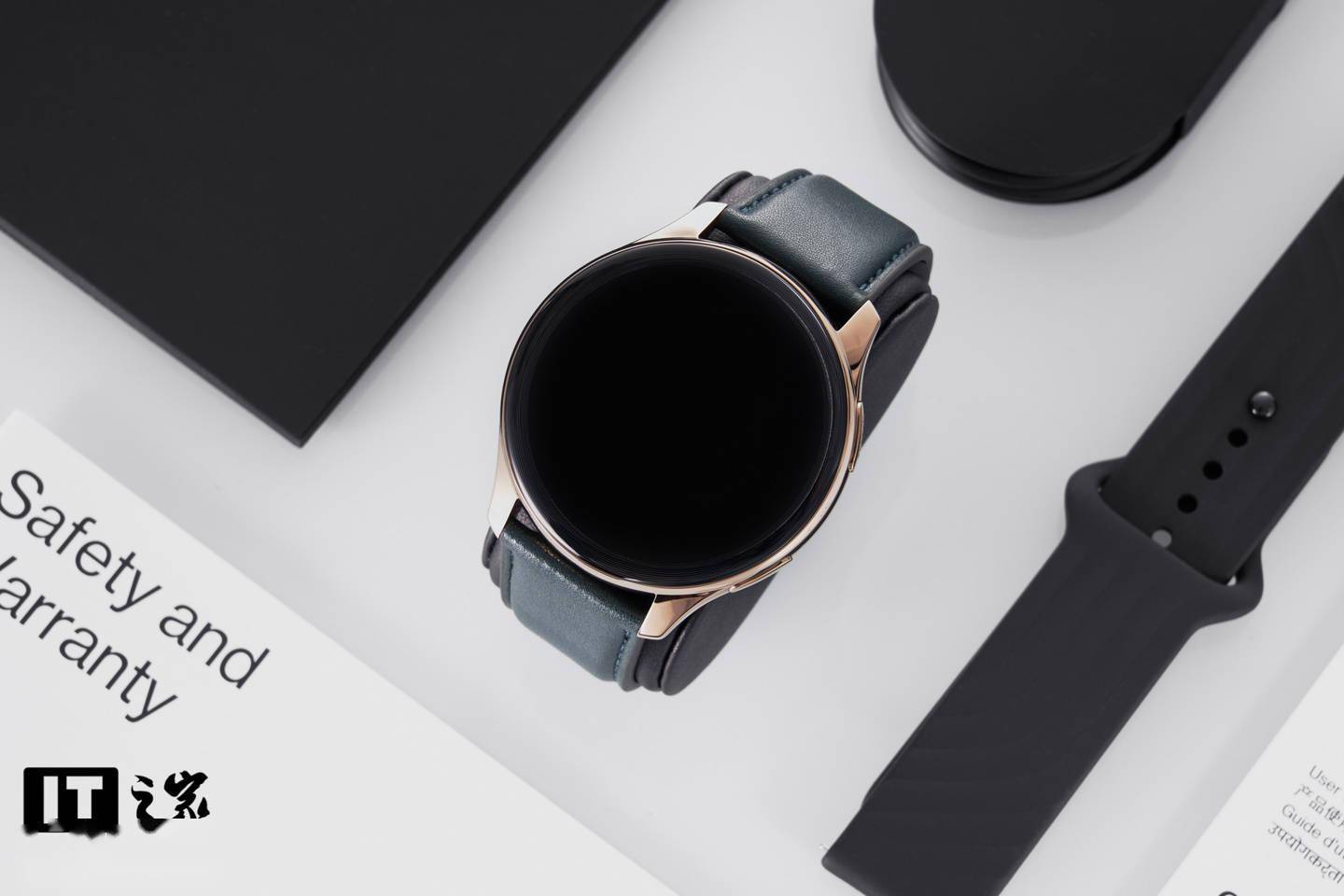 【it之家开箱】一加 oneplus watch (钴合金限定版) 图赏