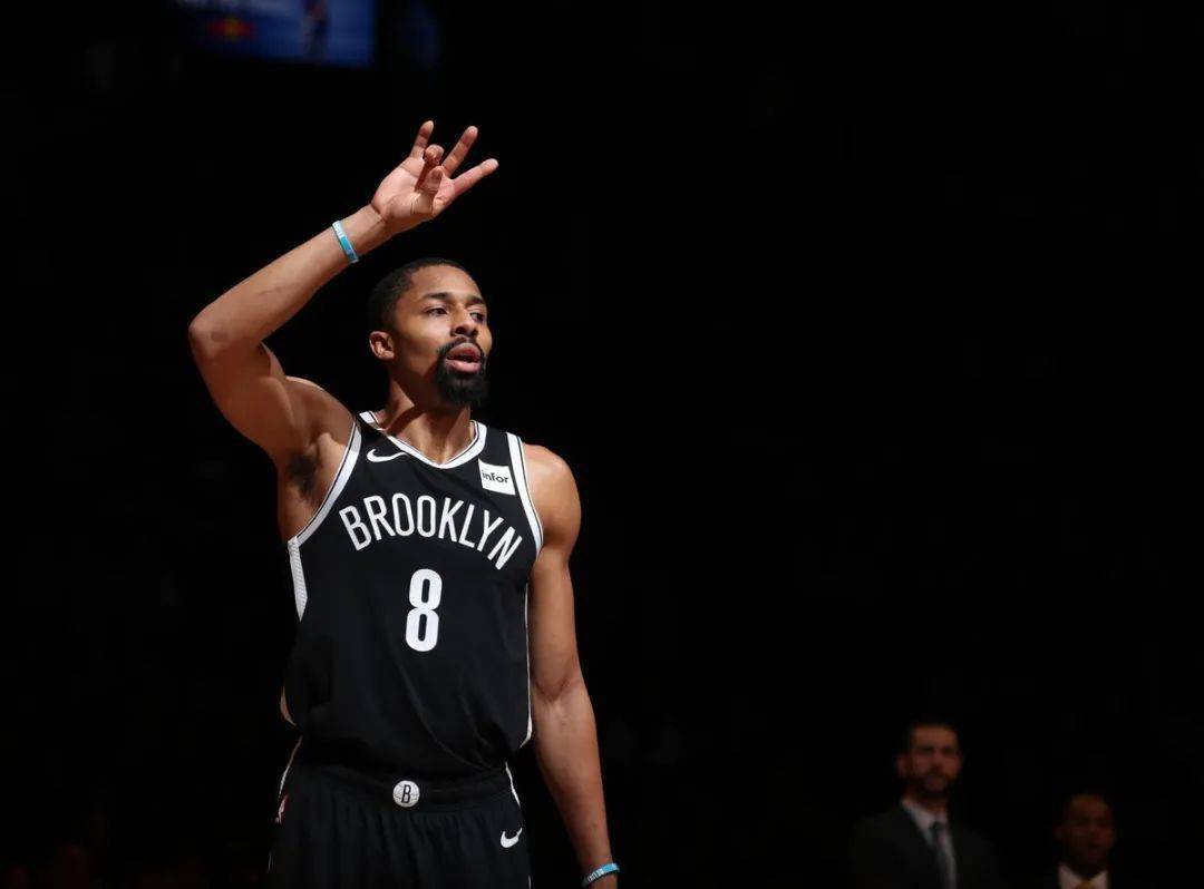 索要2500万年薪丁威迪神速复出