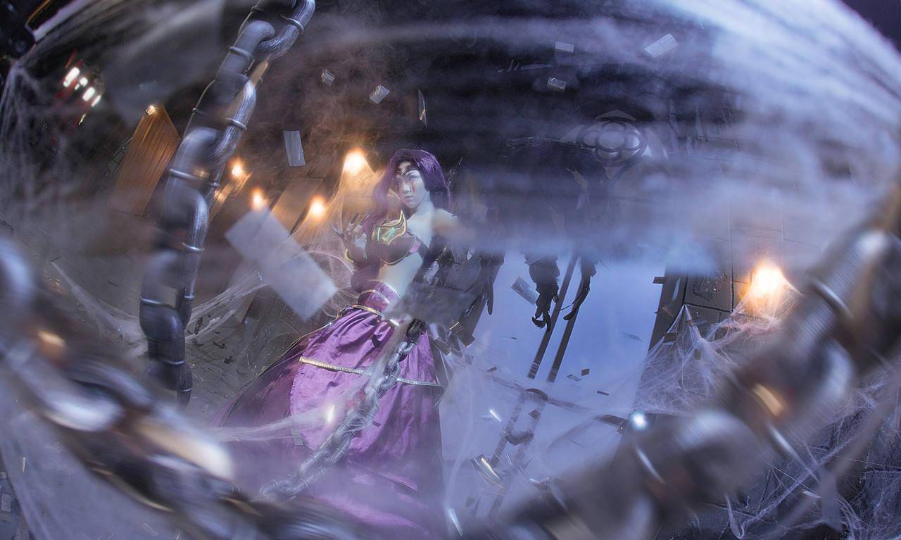 感受我的痛苦吧!lol英雄联盟莫甘娜cosplay