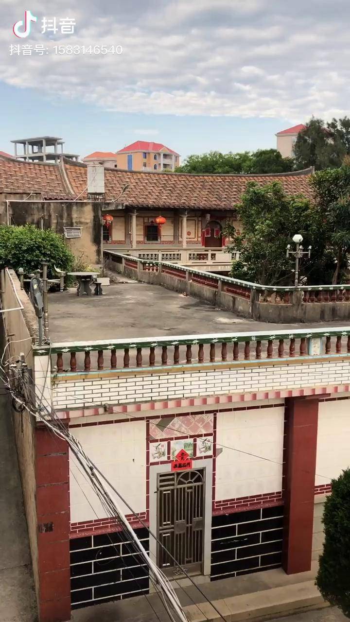 跟我看了一年多豪宅别墅今天带大家看莆田老房子