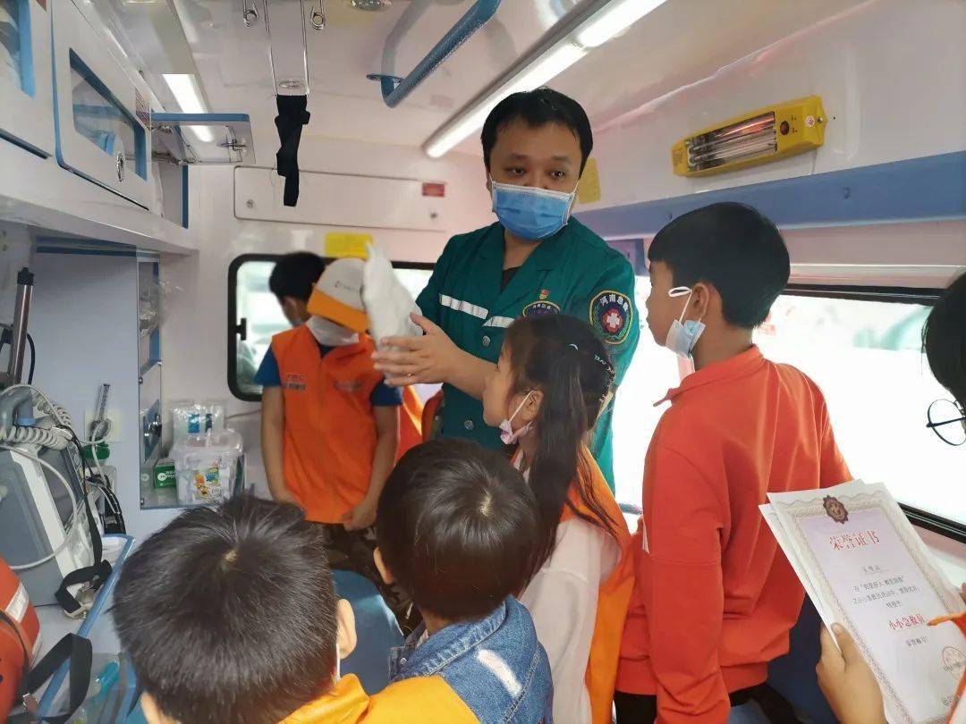 小小急救员培训又上线孩子周末大变身