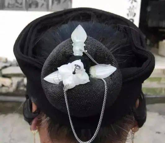 头绳发网玉簪梅花管簪你知道这些关于屯堡女人的头饰吗