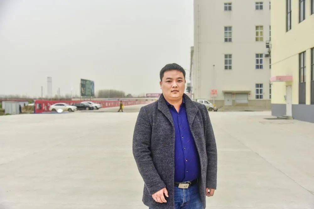 一地狗粮爱妻狂魔韩豪与他的两个老婆