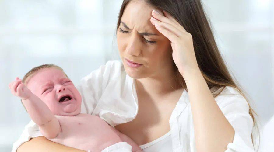 做一个母乳妈妈有多难:一边深夜崩溃,一边咬牙坚持
