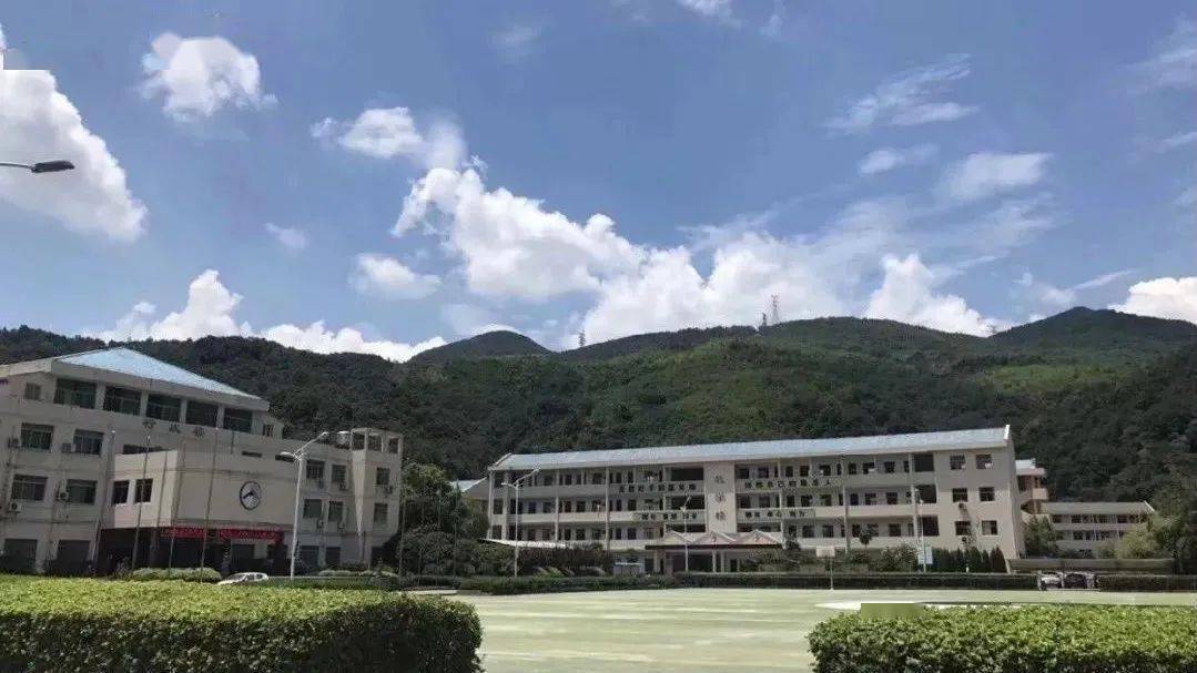 黄岩九峰学校新校区图片