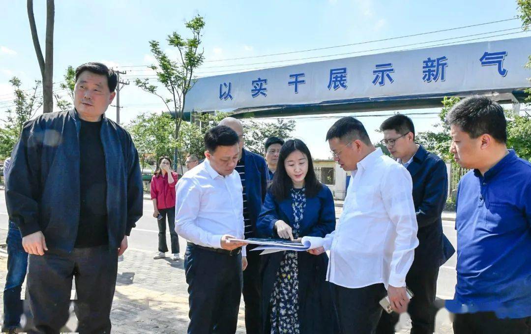 洪天祝先后来到睢宁宝源新能源发电有限公司,七彩小镇项目选址,徐州
