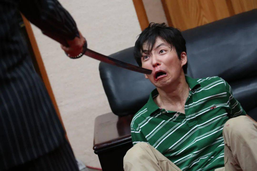 抢走国民老婆的x男_鱼叔