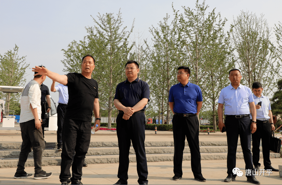 区委书记王鸿飞,副书记张婷婷到唐山花海调研