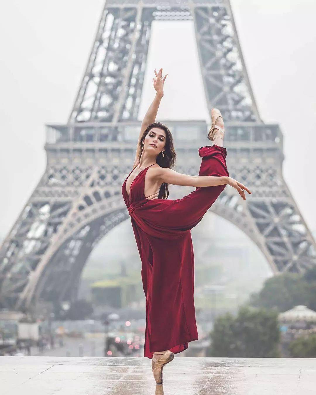 拍摄地点:法国舞者:华盛顿芭蕾舞团舞者brittany cavaco尽情欣赏吧