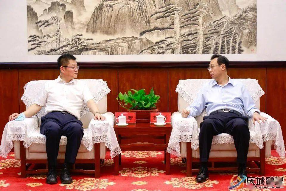 5月18日,庆城县委书记葛宏,庆城县委副书记,县长姚振杰带领庆城县党政