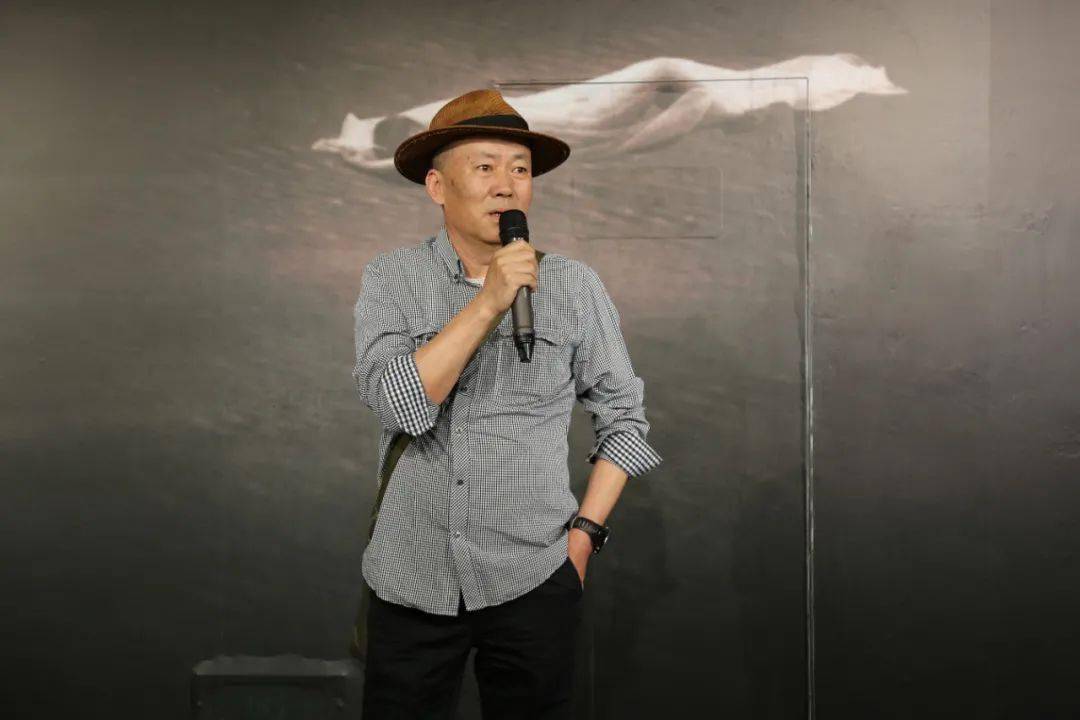 展览开幕金元我睡在你眼睛的沙漠里展览开幕