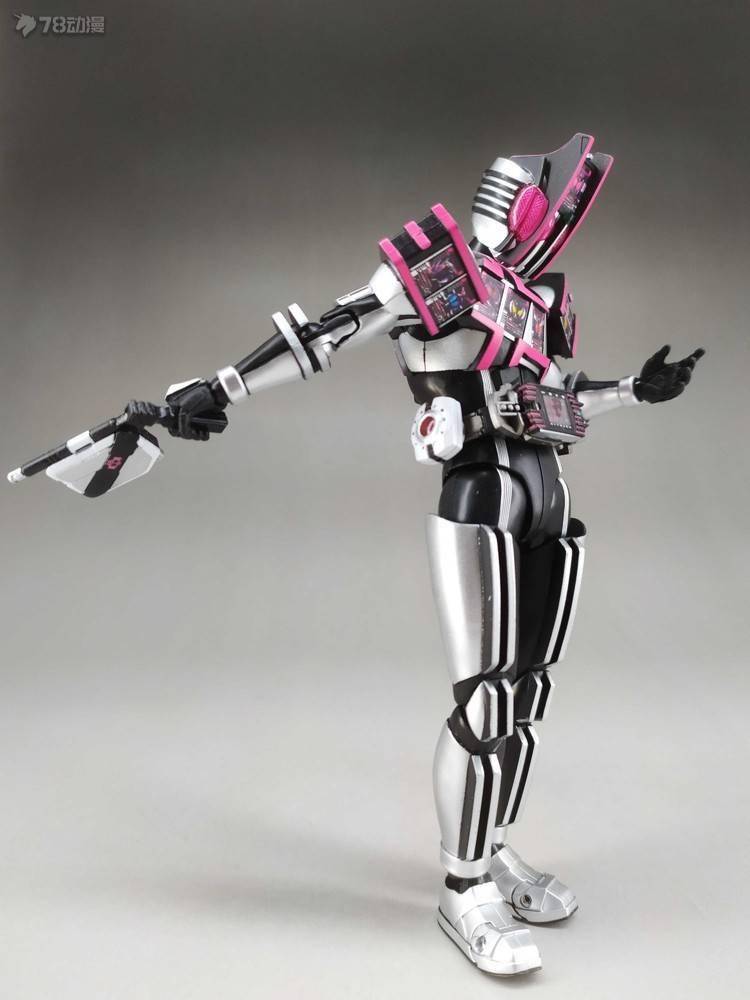 78民间测评:shf 真骨雕 假面骑士decade(完全形态)