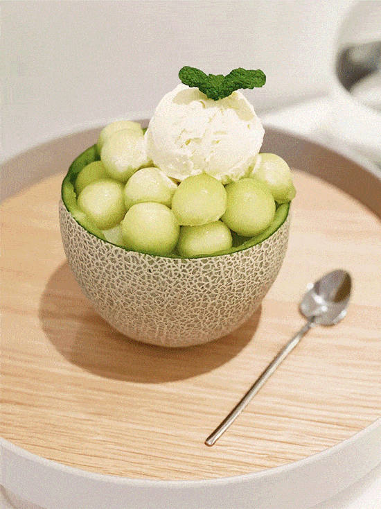 米其林三星的鱼子酱蜜瓜,吃过没凡尔赛下午茶的火腿蜜瓜,吃过没?