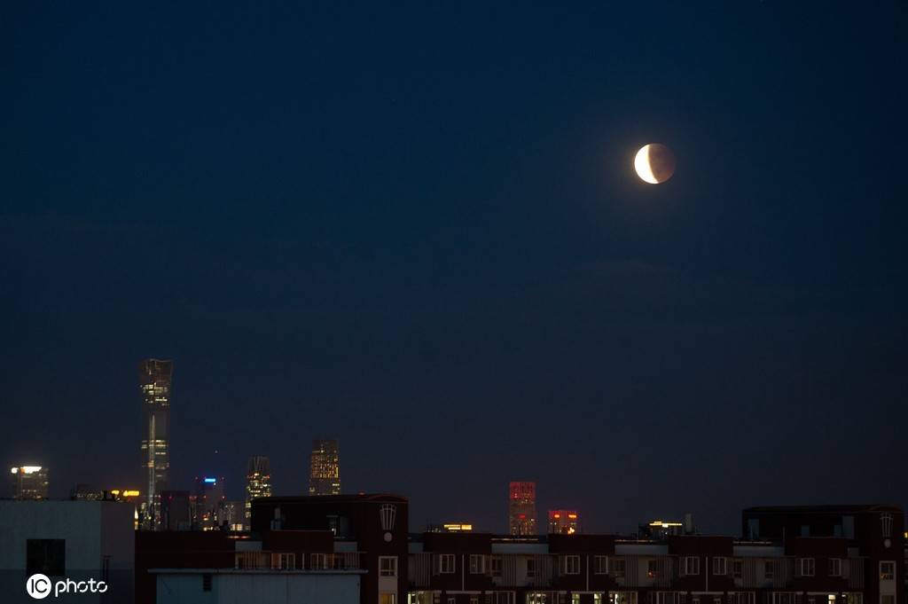 月全食 超级月亮 组团现身夜空 Photo