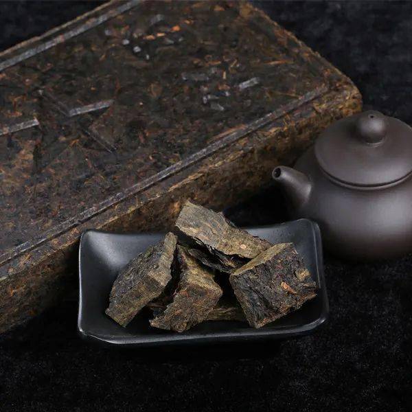 黑砖与茯砖的最大区别就是ta再来告诉你砖茶怎么选