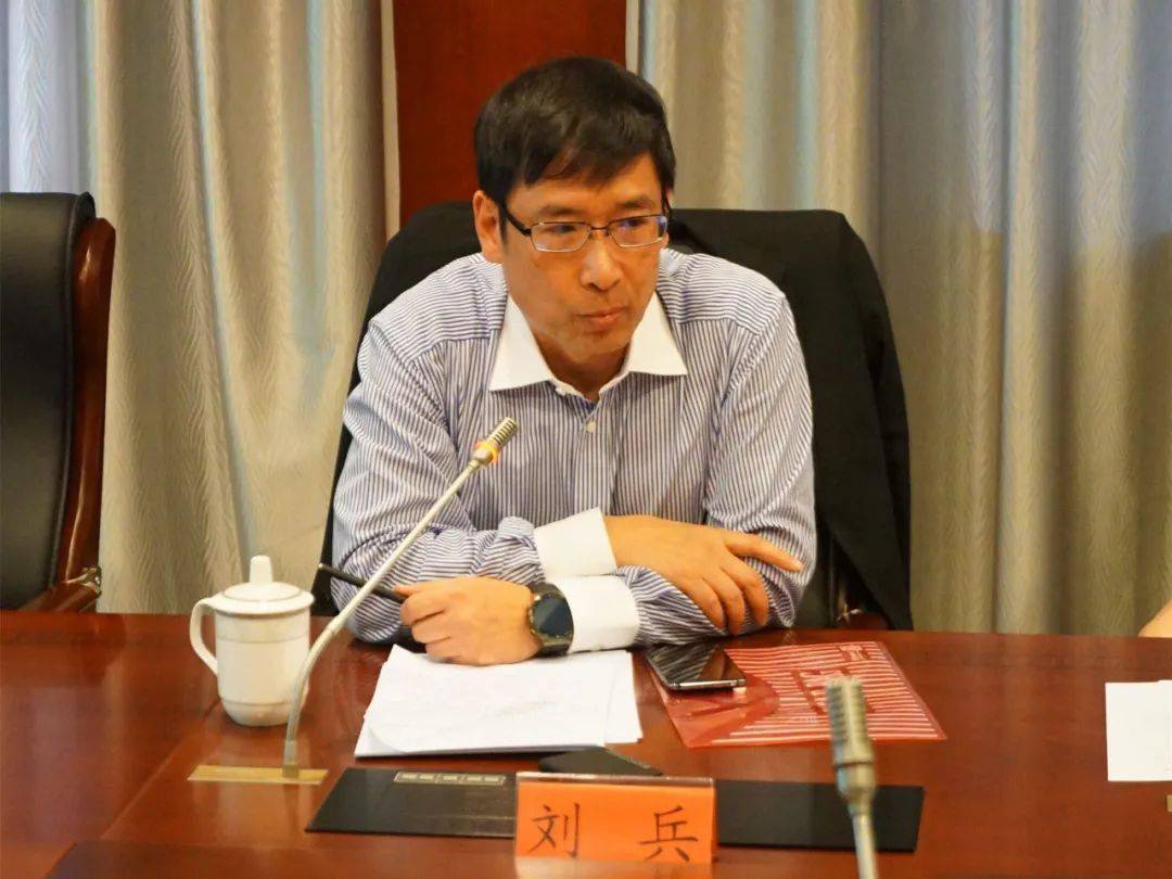 上海协会编写的奉贤区公共自行车项目评估报告通过专家评审