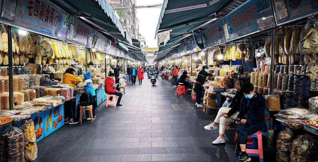 骑楼老街东门市场老海口人的市井烟火味