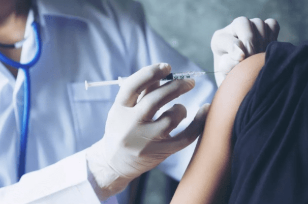二价、四价、九价 HPV 疫苗该咋选?看完你就懂了!