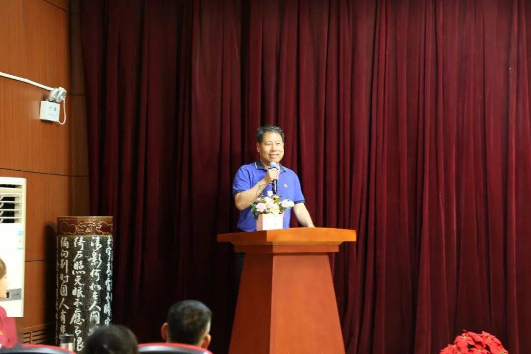 感党恩 跟党走 "巡回演讲活动第八站走进塘沽十四中学