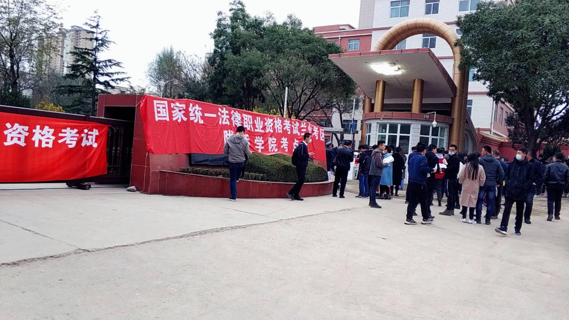 建造师8大答题模板和技巧考生考场加20分通过二建很简单