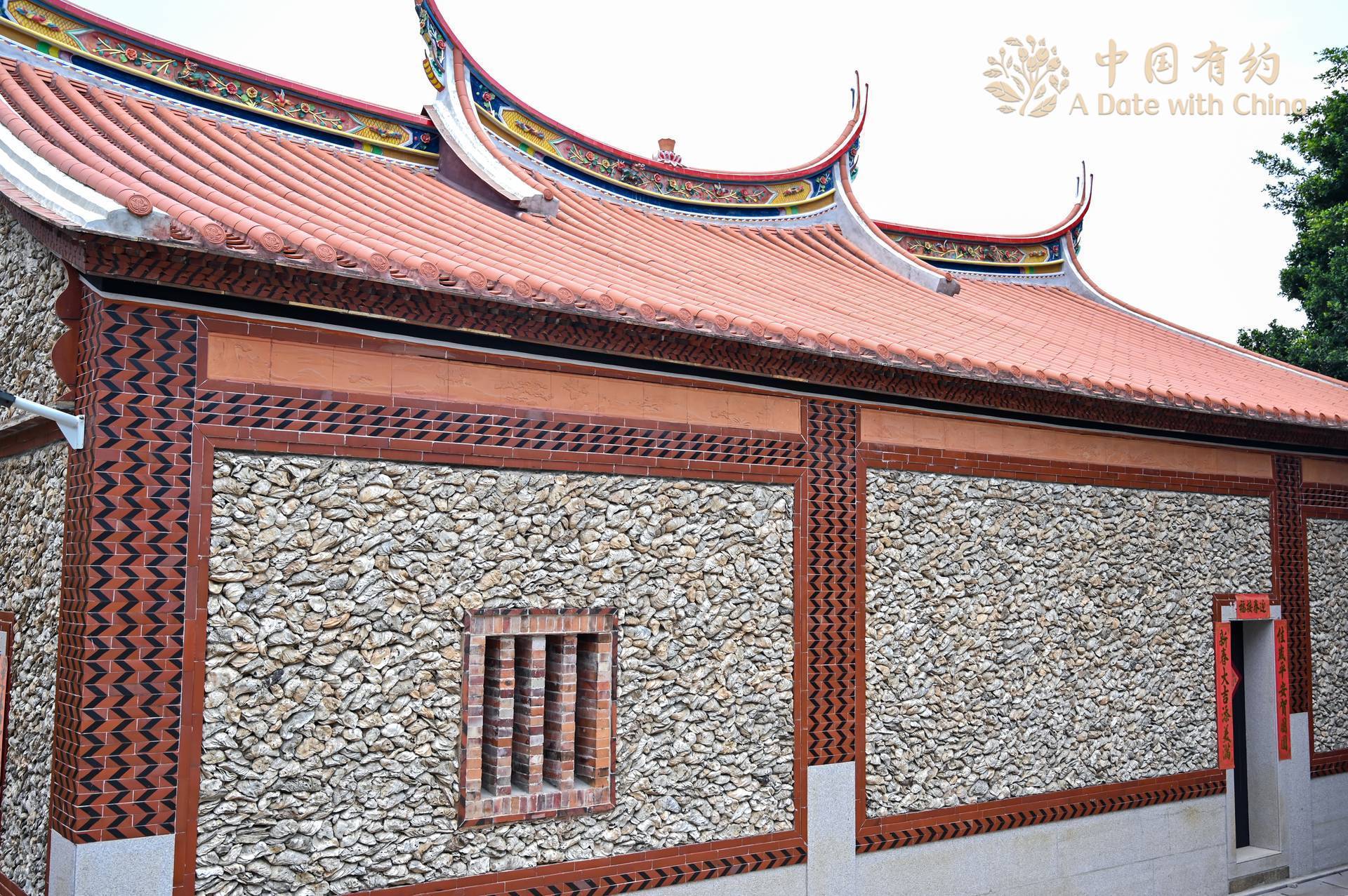 蟳埔村房屋外侧用贝壳点缀已成传统 供图