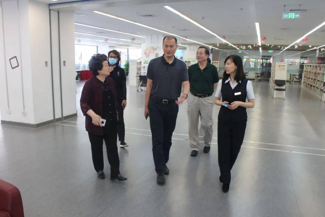 东城区文化和旅游局局长向旭东一行到海淀北部文化中心参观调研