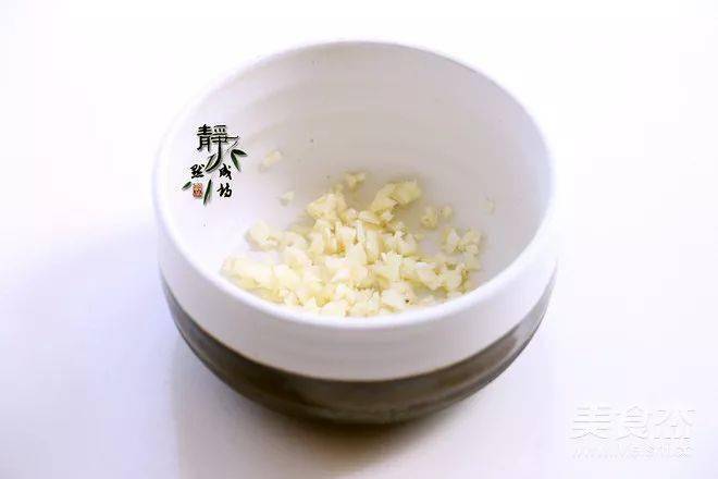 芝麻酱怎么调稀不稠 9efad0c2f39846a49698512db2d0b994.jpeg