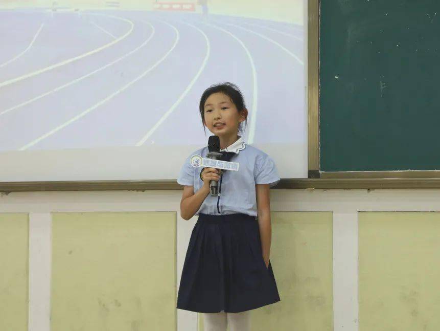 三(1)班马语辰,三(2)班邵子宸和吴璇熙三位同学带来了《速度与激情》