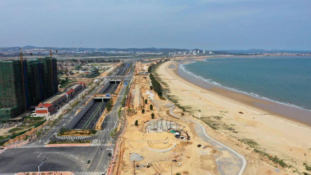 国内首创打造现代化海湾型综合性沙滩岸线台商区白沙湾公园预计明年6